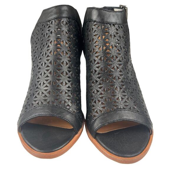 TRASK LASER CUT LEATHER SLINGBACK HEELED SANDALS IN BLACK NWOB WOMEN'S SIZE 8 - Picture 2 of 13